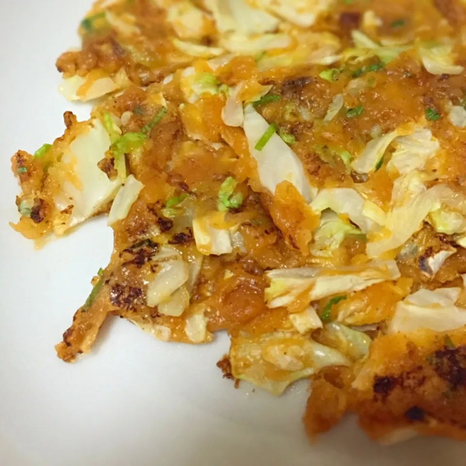 Korean pancake - with cabbage and korean red chili paste|Fa Dhil Lahさん