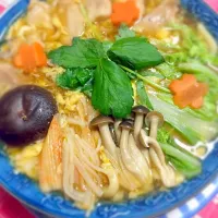 Snapdishの料理写真:餡掛け卵とじうどん|とっきーさん