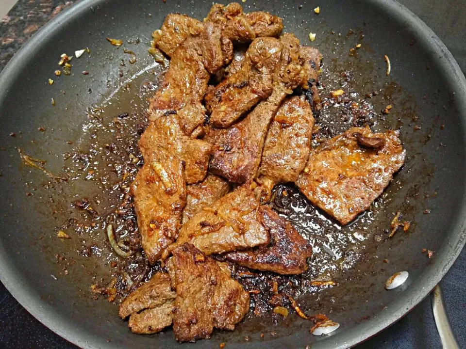 Fried beef liver and onions|paulaさん