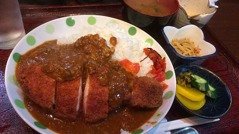 カツカレー定食を頂きました。|momongatomoさん