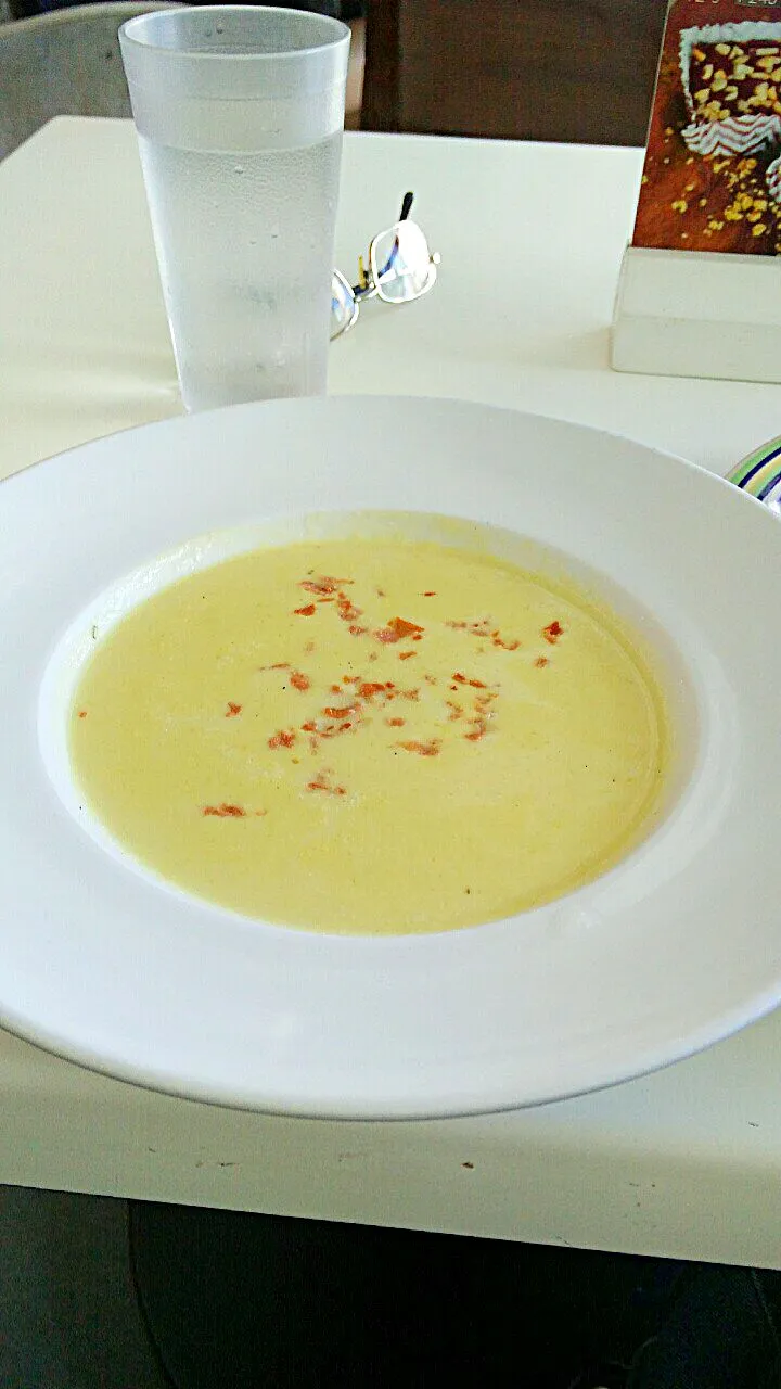 Asparagus Ham Soup|Mariano Ngさん