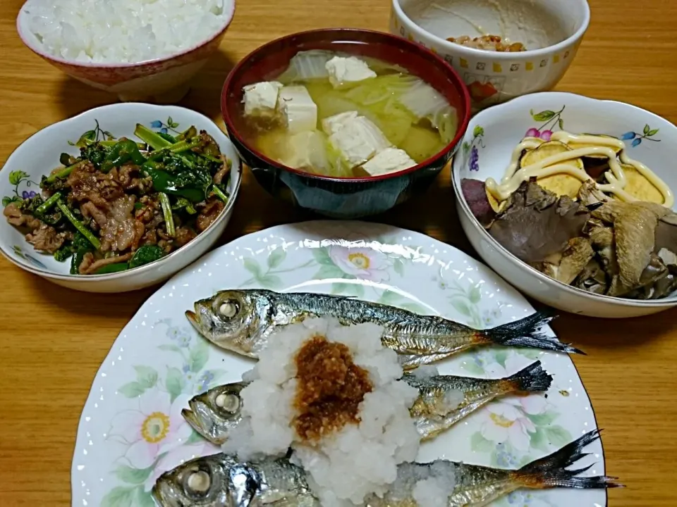 野菜炒めと焼き魚と安納芋|Shinji Matsuokaさん