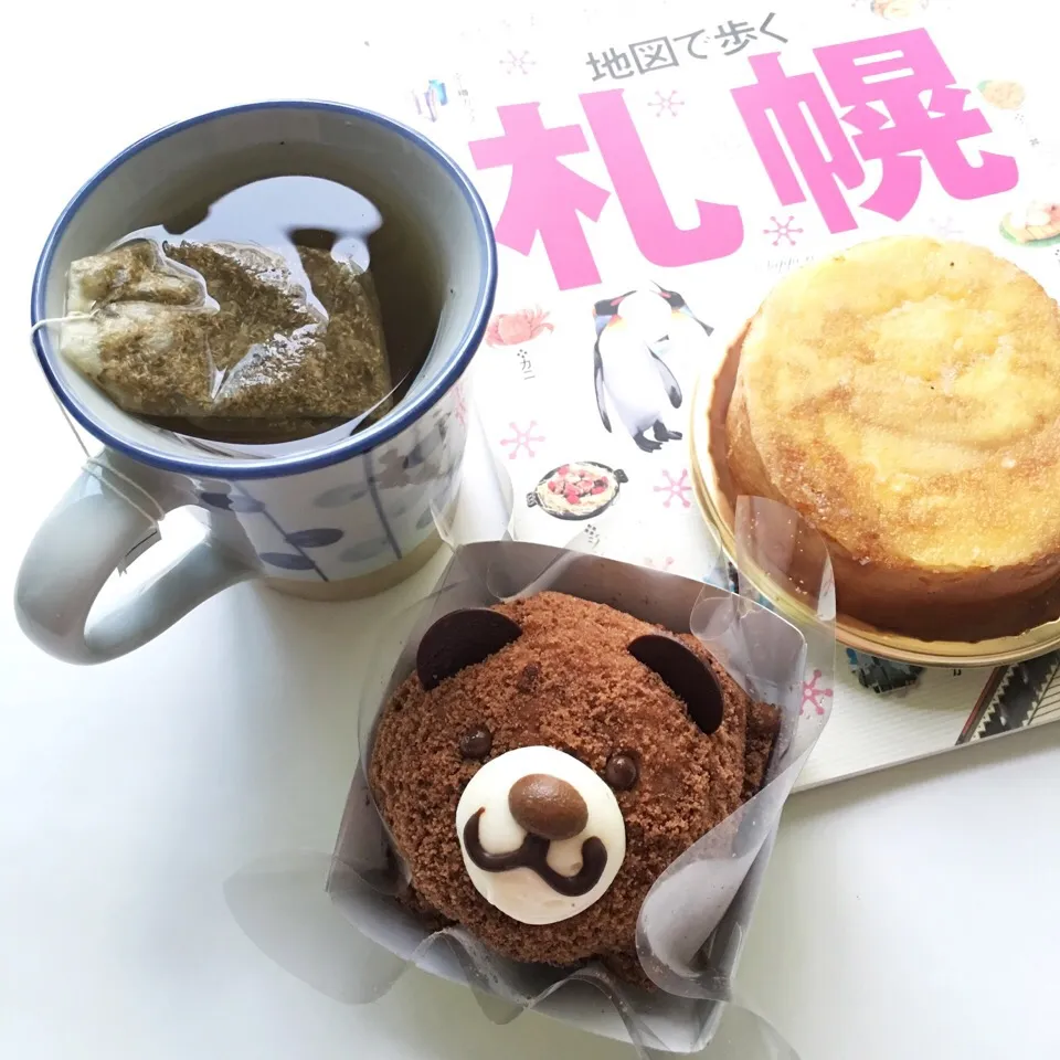 Happy Little Bear cake, Roll Brûlée from Chateraise, Isetan Scotts. Chamomile tea.|coxiella24さん