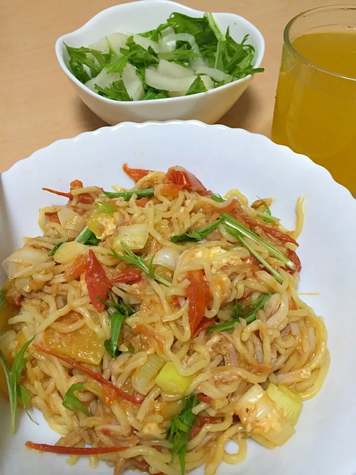 Tomato pineapple soba|carla santiagoさん