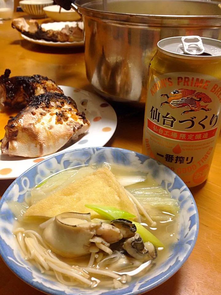 週末はお気に入りのビールで一杯🍺  白菜と牡蠣の鍋🍲鰤カマの塩麹焼き|Yu Yu mamaさん