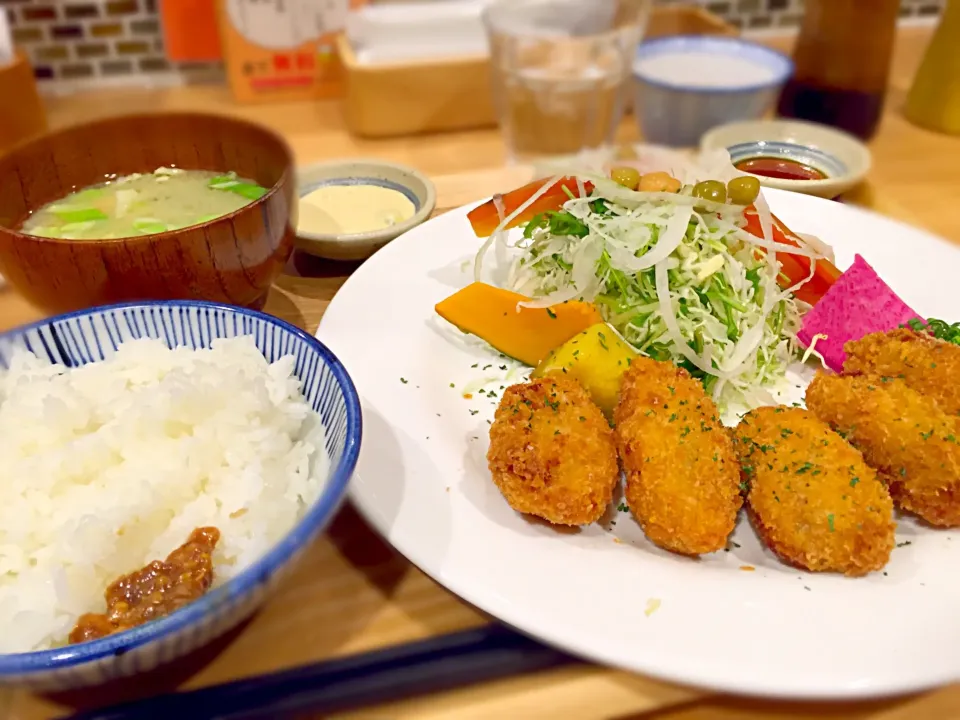 カキフライ定食|miruさん