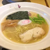 Snapdishの料理写真:塩らーめん|masaki yokawaさん