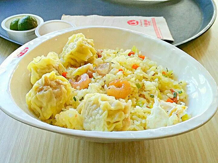 Siomai Yang Chou Fried Rice|Mariano Ngさん