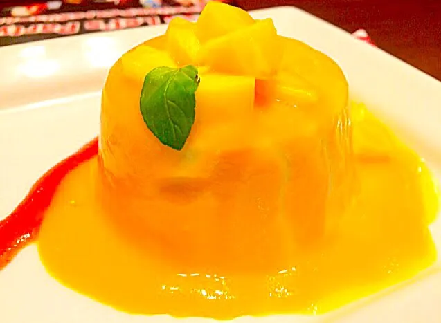 ココナッツマンゴーパンナコッタ - Coconut mango panna cotta😋❤️✨|Liezlさん