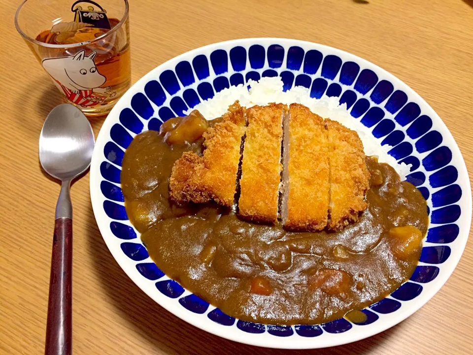 今夜は手抜き！KYKのロースカツで、ロースカツカレー🐷|acoyaさん