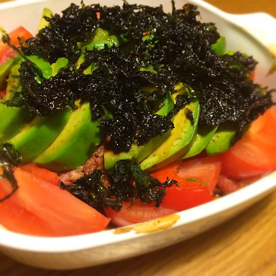 アボカドとコンビーフのお野菜たっぷりココットカマン|まるこさん