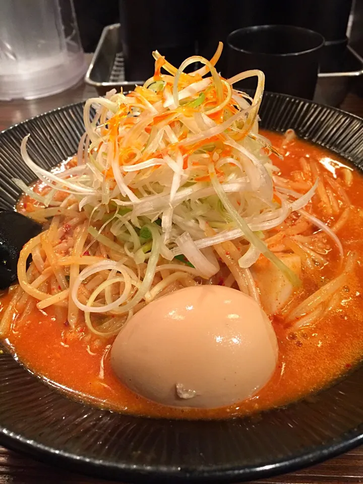 大塚屋＠市ヶ谷
辛味噌ラーメン|Takayoshi Kodamaさん