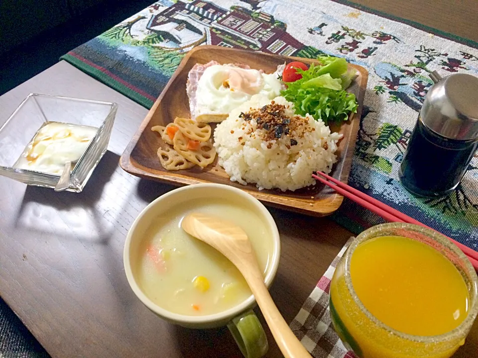 Snapdishの料理写真:部活は昼から！ゆっくり食べる日曜日のあさごはん(´∀｀*)|J K Tさん