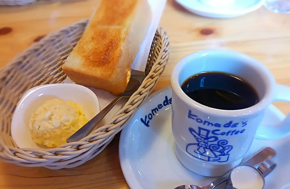 コメダでモーニング|ヴェローナのパン屋さんさん