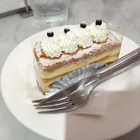 新宿高島屋のデパ地下で食べたケーキ♡|yasukoさん