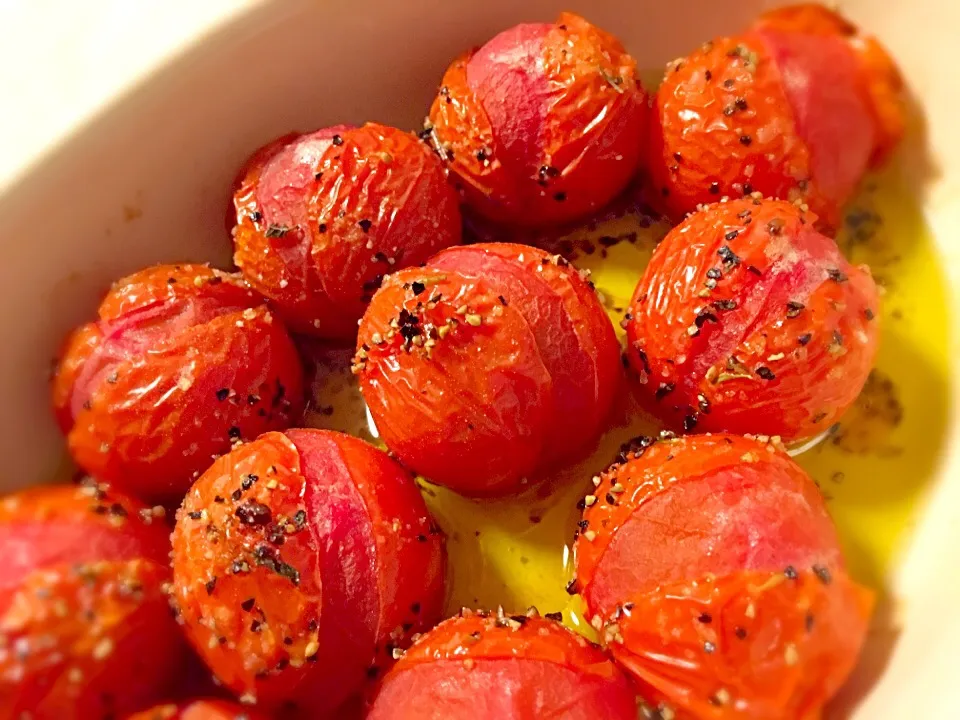 ミニトマトのソリーブ焼き|はっしーさん