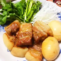 Snapdishの料理写真:豚バラと卵のナンプラー煮込み