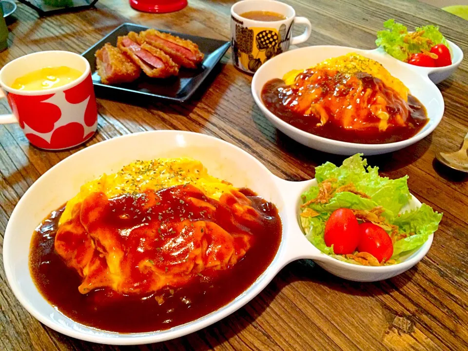 ハヤシソースのふわとろオムライス定食♪|Nonさん