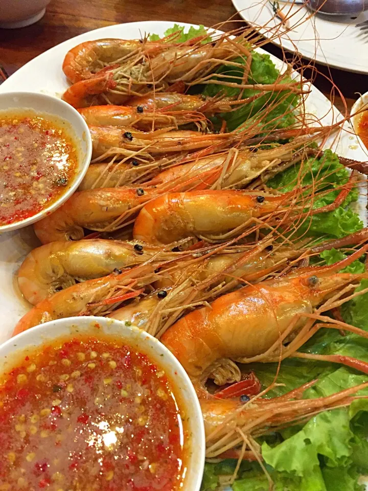 กุ้งอบเนย|Piw Phatchaさん