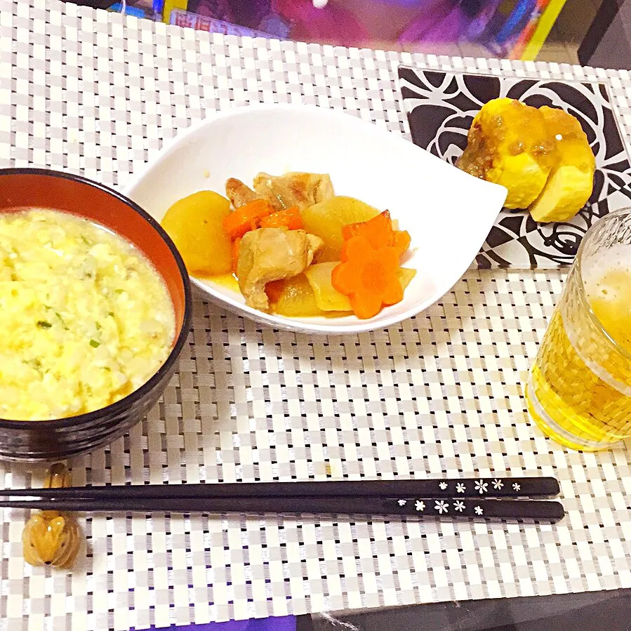 Snapdishの料理写真:大根白菜と鶏肉の煮物。玉子雑炊。そぼろ入り出し巻き卵、あんかけ|OGIPAINさん