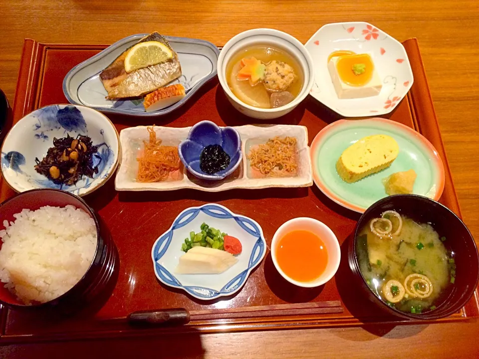 ホテルの朝食 和食|ともこさん