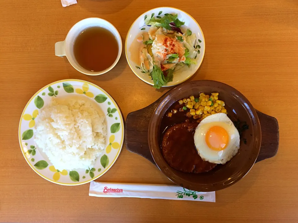 デミグラスソースのハンバーグランチ|ばーさんさん