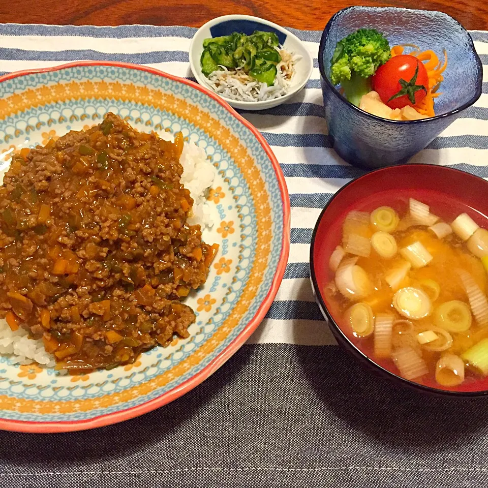 ドライカレー|とにおさん