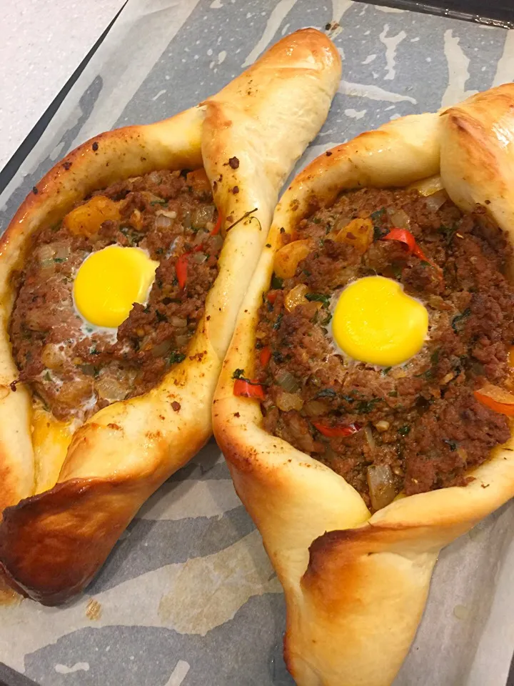 Flat Turkish Bread with meat feeling|itontweetsさん