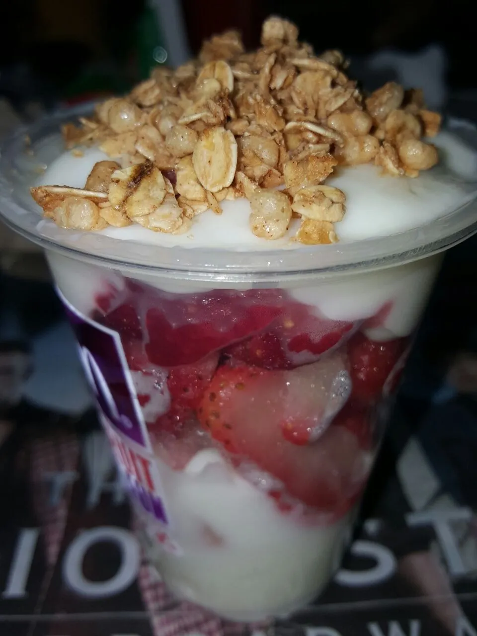 Fruit  N  Yogurt Parfait|Christian J. Torres Cañarteさん