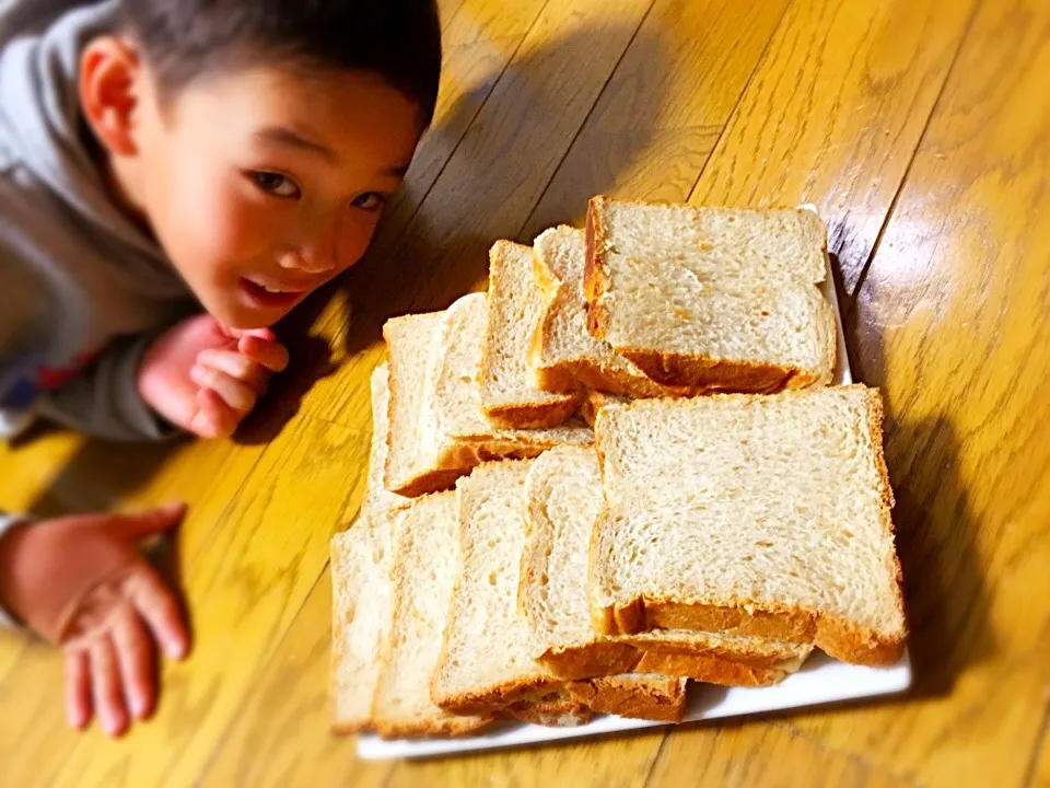 息子が6枚切りにカット^_^|masasho's momさん