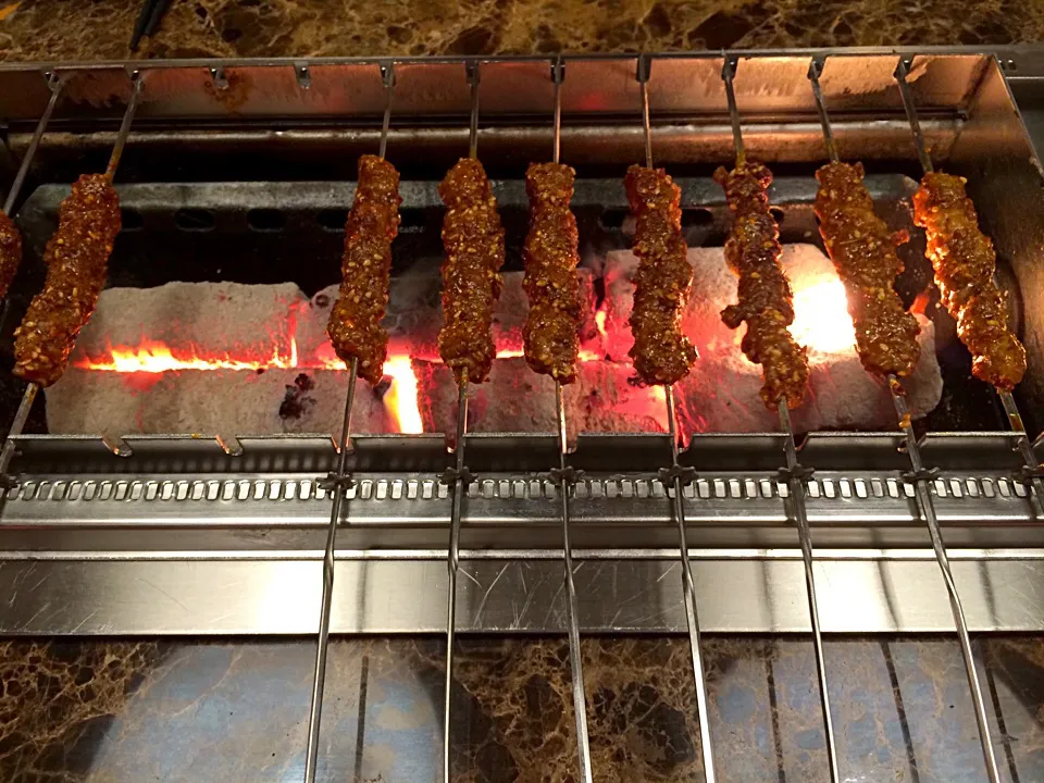 自動で動く焼き台で自分で焼く|マユマユさん