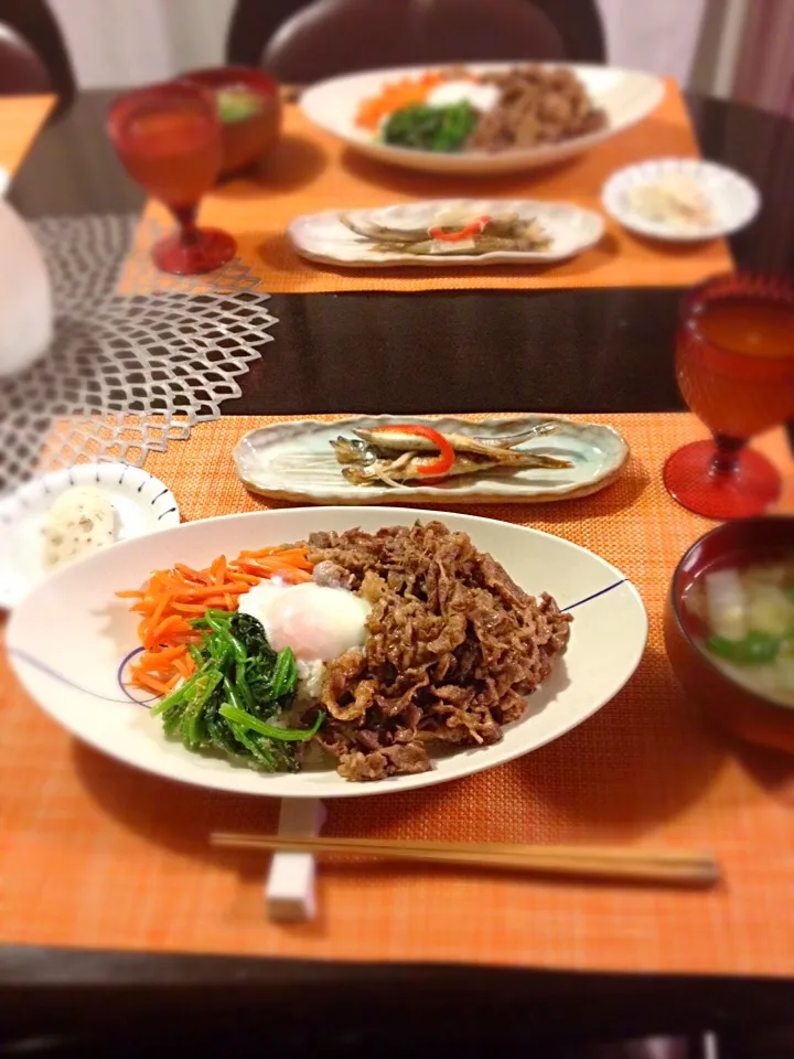 ビビンバ風丼|青い空さん