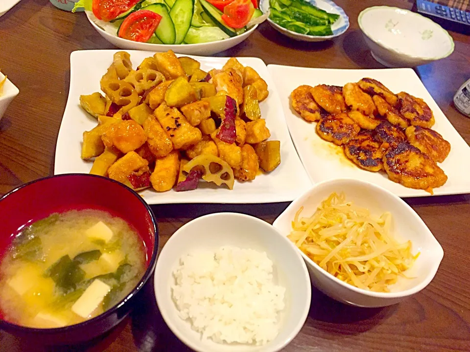 鶏とさつまいもの照りマヨ炒め
大根もち
みそ汁
ご飯
サラダ
もやしのナムル|ぴかちゅん★さん