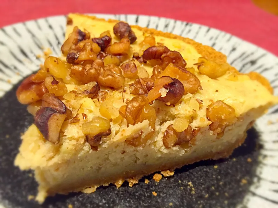 サツマイモとクリームチーズのタルト。
Sweet potato cream cheese tart.|Sayaka Jinsenji Huletteさん