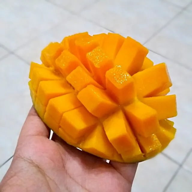 indonesian mango|Dyah Uswatun Khasanahさん