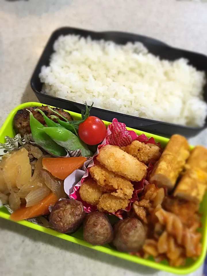 お兄ちゃん弁当☆ミニエビフライと肉じゃがなど|kohanaxさん