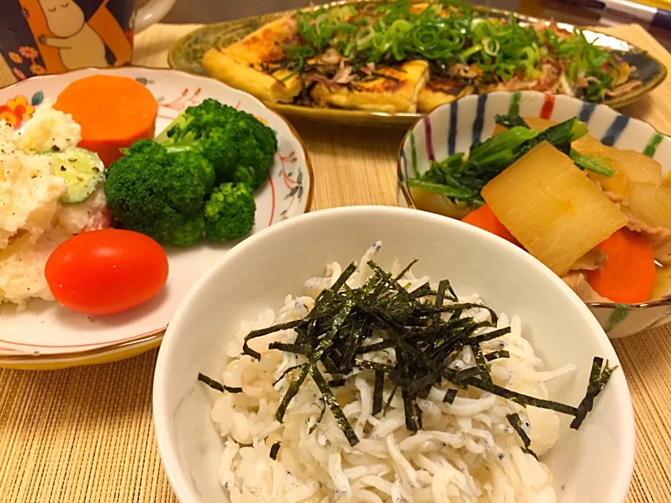 Snapdishの料理写真:今日の夕飯は、お一人様ご飯|sono.kさん