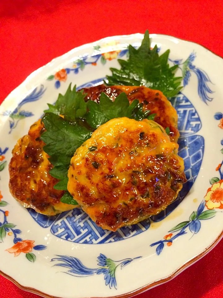 咲きちゃんの  鮭の照り焼きつくね♪|まるまさん