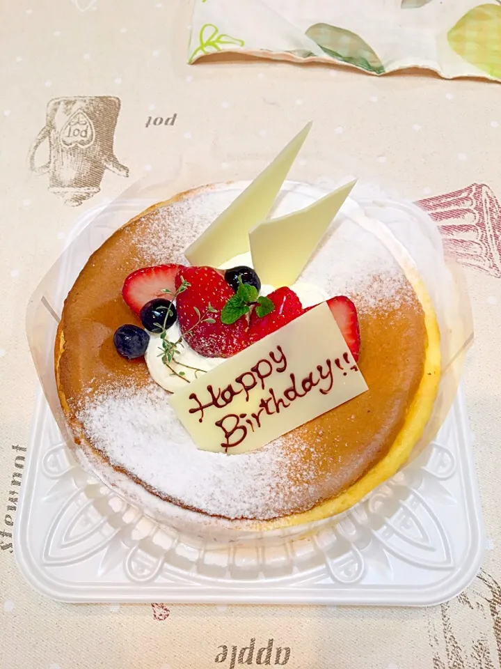 Snapdishの料理写真:誕生日ケーキ|Matsuda Reinaさん