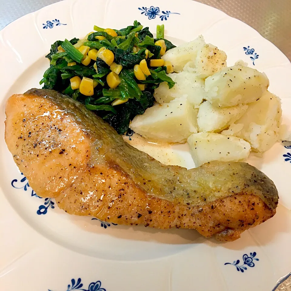 鮭ムニエル|pitonさん