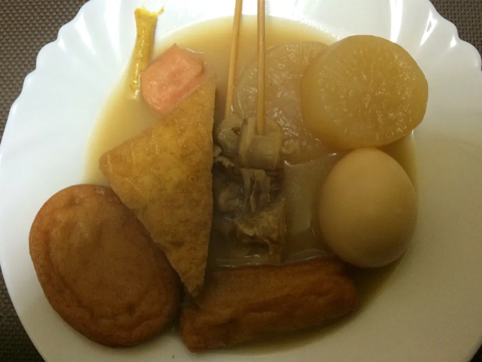 Snapdishの料理写真:おでん盛合せ|ばーさんさん