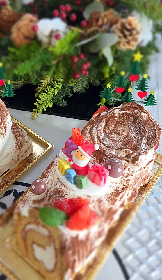 Snapdishの料理写真:クリスマスロールケーキ|jumpさん