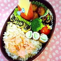 Snapdishの料理写真:2015.12.10  OL娘のお弁当🍱🍴|＊mariko＊さん