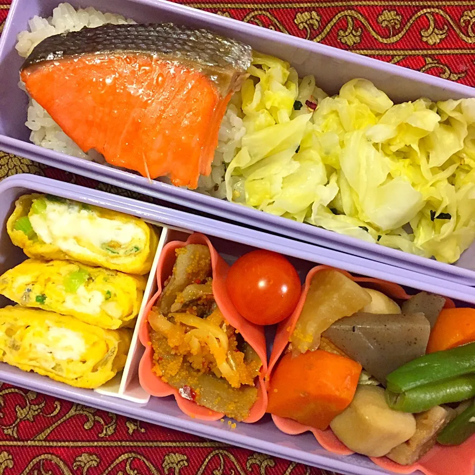 塩鮭と野菜の煮物弁当|もえさん