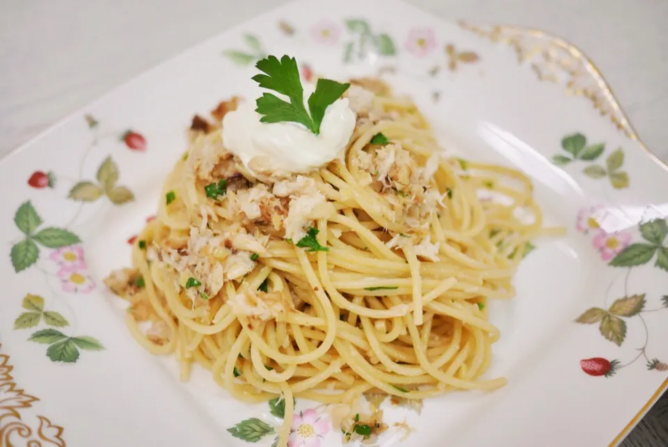 Crab meat spaghetti with sour cream|Cathyさん