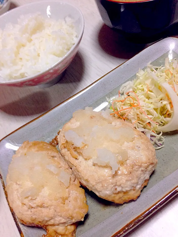 鳥ミンチで豆腐バーグ大根おろしをのせて|あやにん食堂さん