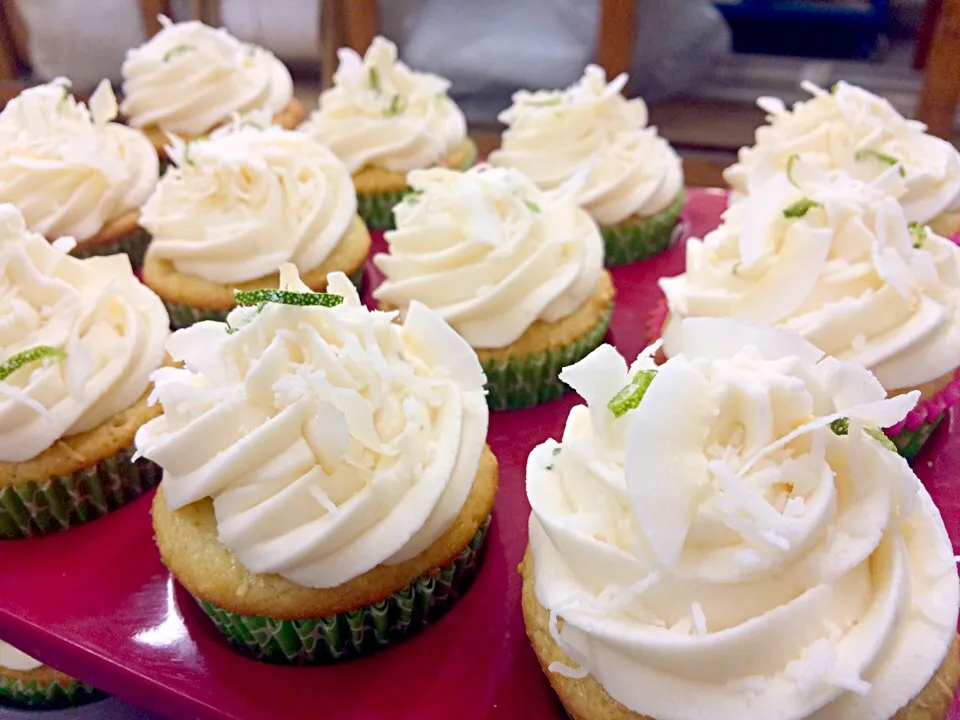 Key Lime cupcakes (vegan)|kristie ramosさん