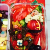 santa's bag with taco salad & santa 
tell me if i deserve to win the competition|enjerugelineさん