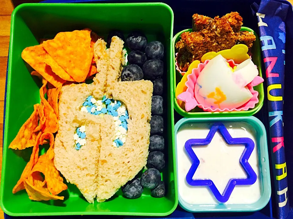 4th Day of Hanukkah Bento and Snacks.|Cheryl Melnickさん