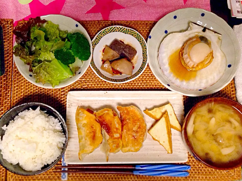 餃子とホタテのバターしょうゆ定食☆|pomyさん